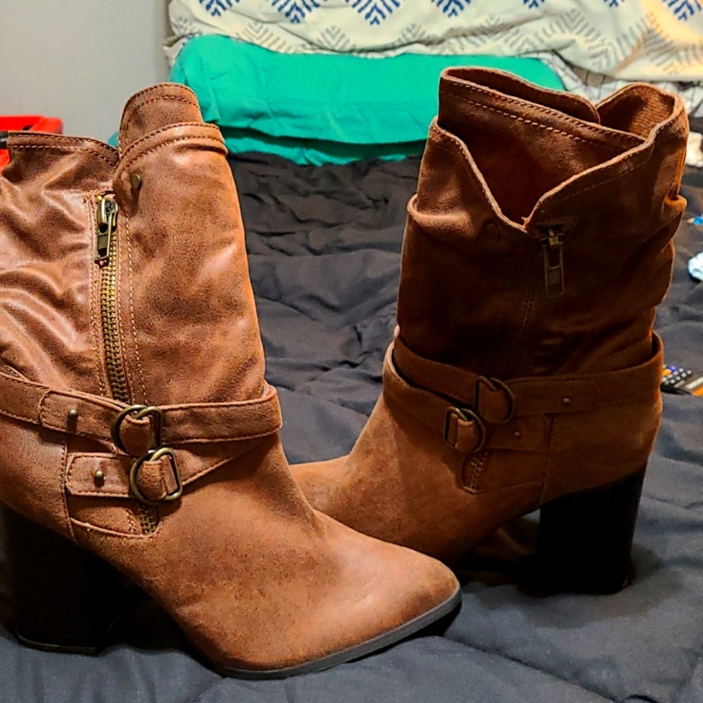 Women's boots